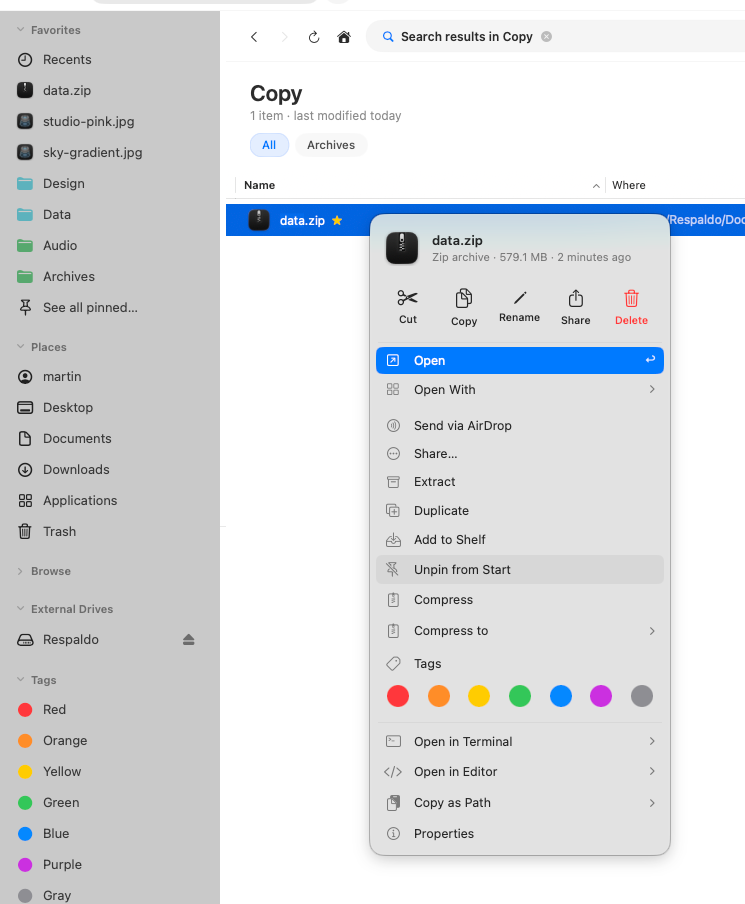 The Pinned section on the Start Page and the matching Pinned row in the sidebar