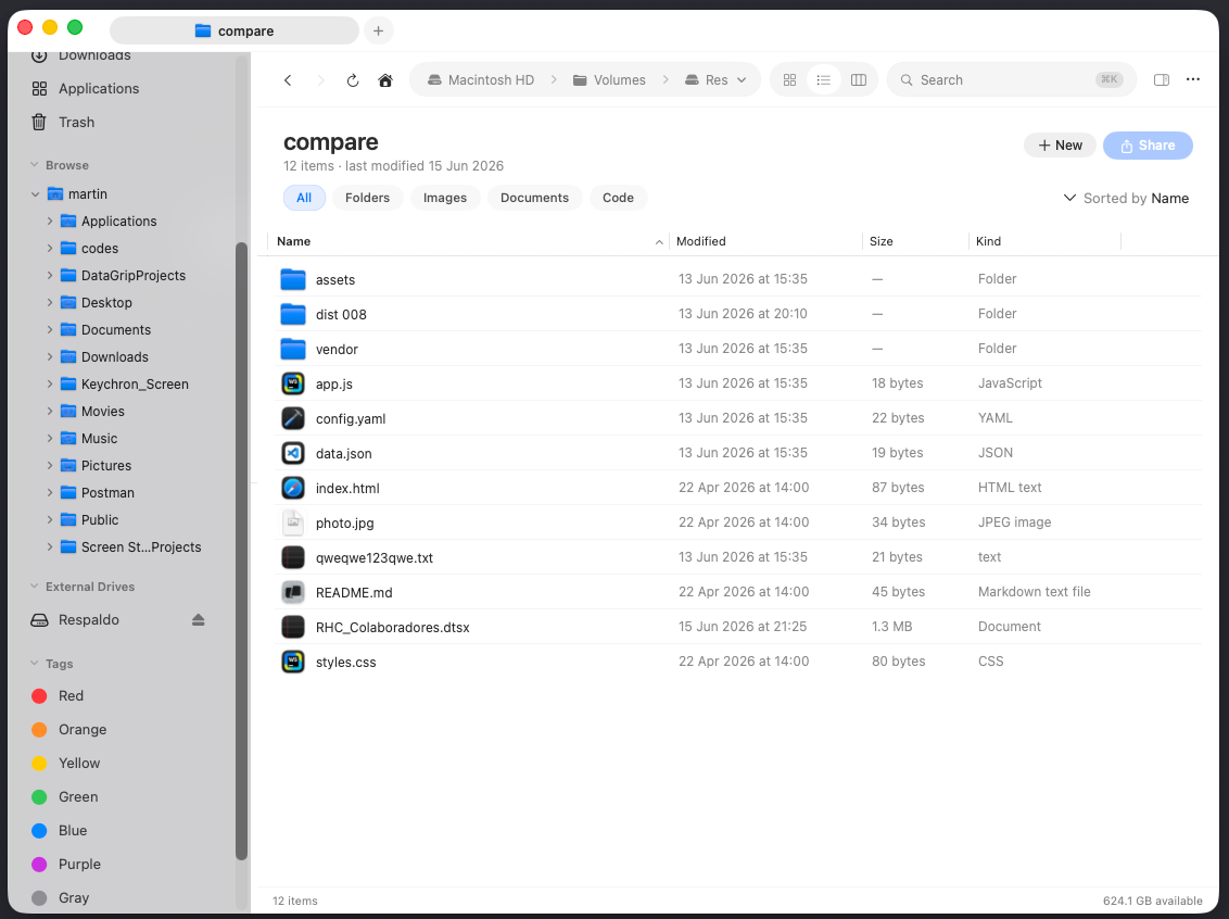 List view with the column-header right-click menu open, showing checkmarks beside the columns currently shown